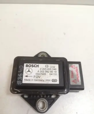 Mercedes-Benz E W211 ESP acceleration yaw rate sensor A0025426618