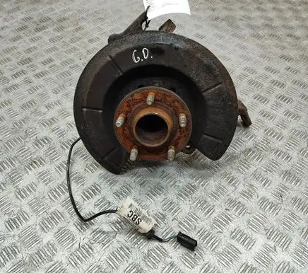 Ford Focus Rear wheel hub CV615A970BAA
