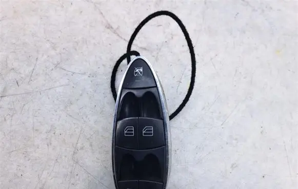 Mercedes-Benz E W211 Quarter vent window switch 