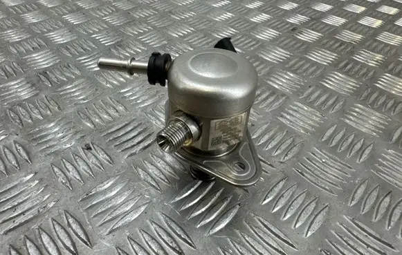 KIA Rio Fuel injection high pressure pump 3532607250