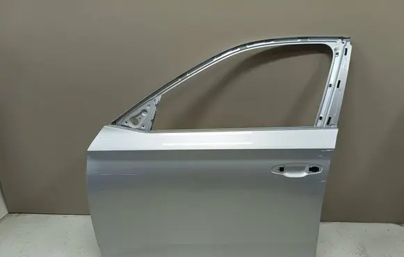Skoda Kamiq Front door 658831051B