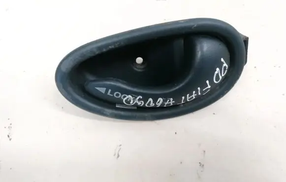 Fiat Doblo Front door interior handle T044