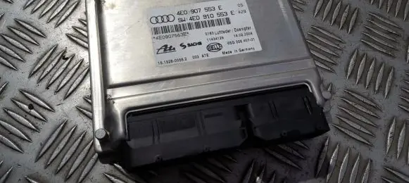 Audi A8 S8 D3 4E Air suspension control unit module (rear) 4e0907553e