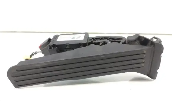 Volkswagen PASSAT B7 Accelerator throttle pedal 1K1721503AL 1k1721775