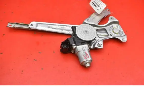Nissan Leaf I (ZE0) Rear door window regulator with motor 827310V01C