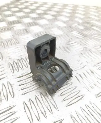 Opel Mokka X Radiator support slam panel bracket 
