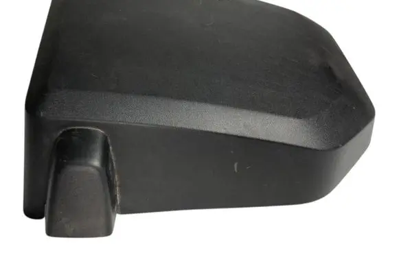 Volvo XC70 Air filter box cover 30680265