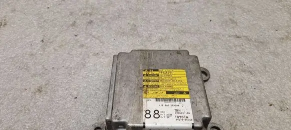 Toyota Avensis T250 Airbag control unit/module 8917005160 208623106
