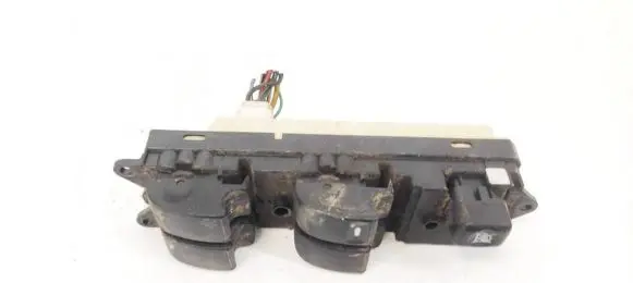 Mitsubishi Grandis Electric window control switch MN1410661E 515077
