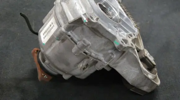 BMW X5 E70 Gearbox transfer box case 7639273 452209216