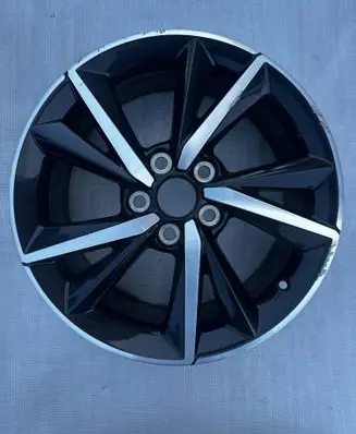 Toyota Auris E180 R17 alloy rim PW45702001