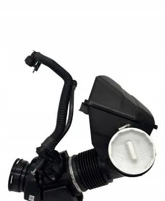 BMW 4 G22 G23 G24 G26 Intake resonator 9896464