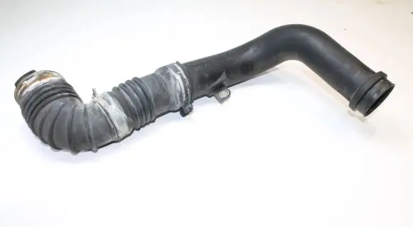 Mazda 6 Intercooler hose/pipe R2AA13231