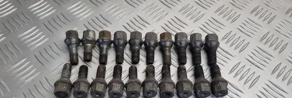 Opel Vectra C Nuts/bolts 