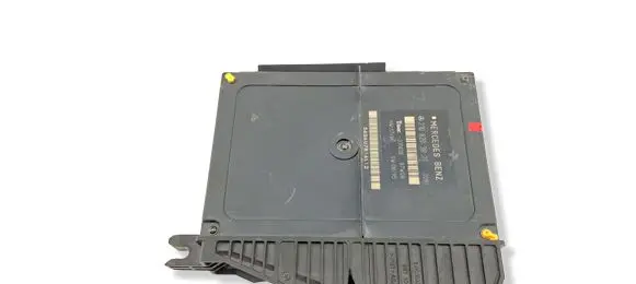 Mercedes-Benz E W210 Comfort/convenience module 2108203826 335626 5626U7B16L12
