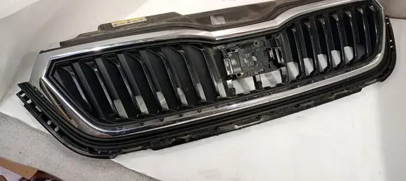 Skoda Scala Front grill 657853653A 3200201