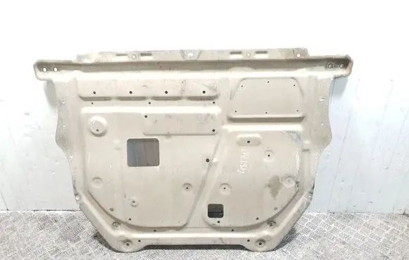 Volkswagen Eos Engine splash shield/under tray 