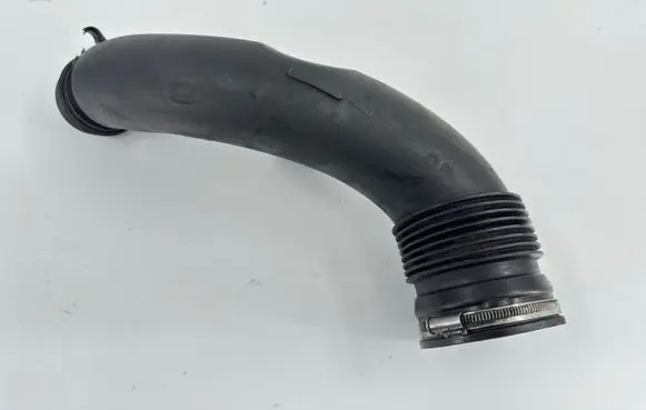 BMW 1 F20 F21 Turbo air intake inlet pipe/hose 7602651