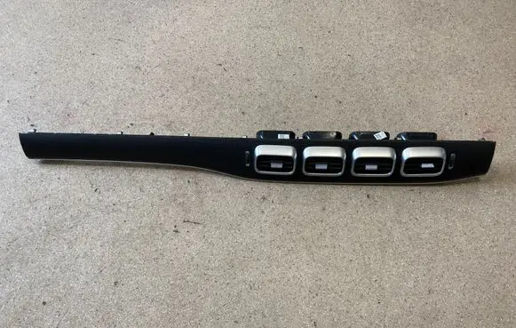 Mercedes-Benz GLE W167 Panel trim A1676804002