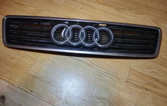 Audi A4 S4 B5 8D Front grill 4B0853651A