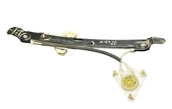Seat Altea XL Rear window lifting mechanism without motor