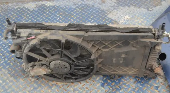 Ford Focus Radiator set 