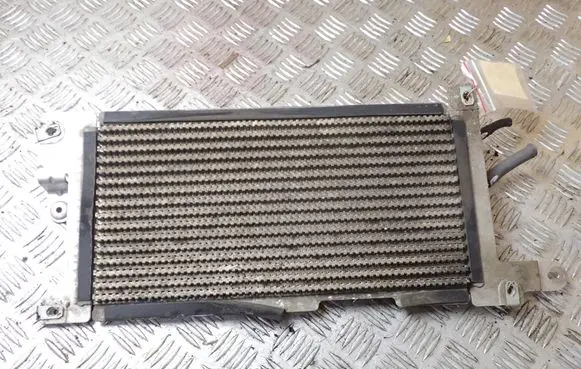 Jaguar XF X250 Fuel cooler (radiator) 6R839n103AA