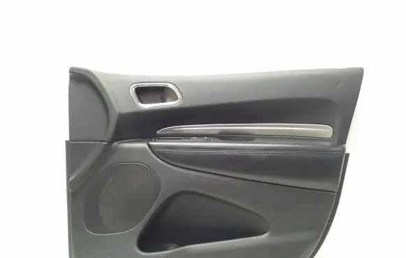 Dodge Durango III Front door card panel trim 62015822