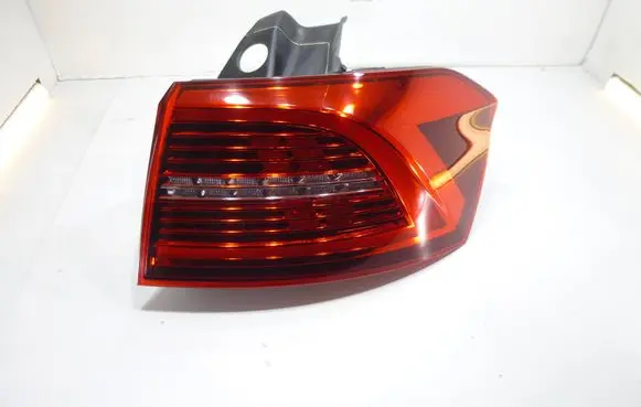Volkswagen PASSAT B8 Rear/tail lights 3G9945208B 81440201