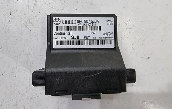 Audi A3 S3 8P Gateway control module 8P0907530A 1K0907951