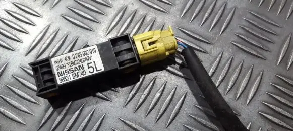 Nissan Almera N16 Airbag deployment crash/impact sensor 0285002010 98831mb740