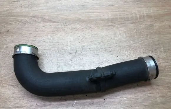 Audi A3 S3 A3 Sportback 8P Intercooler hose/pipe 1K0145838N