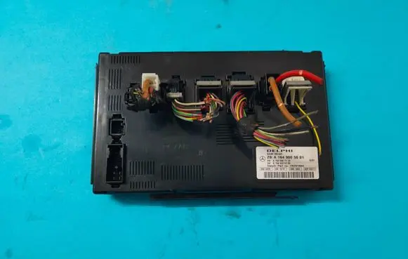 Mercedes-Benz ML W164 SAM control unit A1649005001
