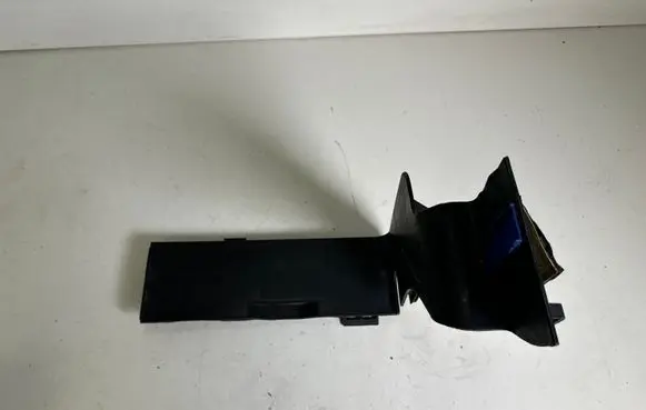 Land Rover Discovery 4 - LR4 Battery bracket AH2201444BB