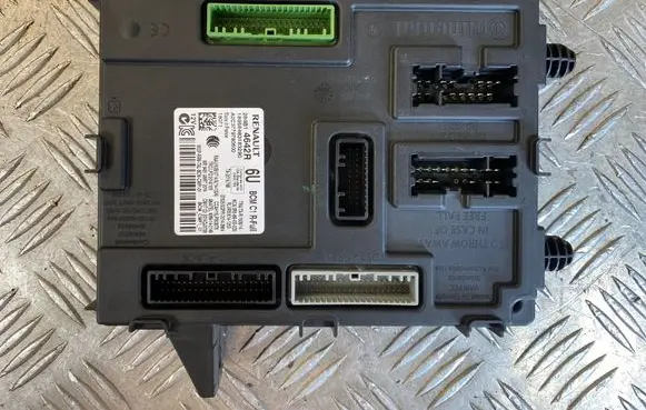 Renault Espace V (RFC) Other control units/modules 284B14642R A2C3779780600 18958483183290