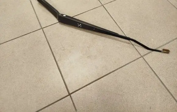 Subaru Outback (BS) Front wiper blade arm 2270
