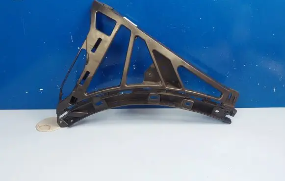Porsche Cayenne (92A) Front bumper mounting bracket 7P5807178