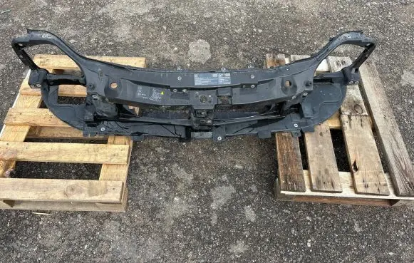 Opel Vivaro Radiator support slam panel 8200259215