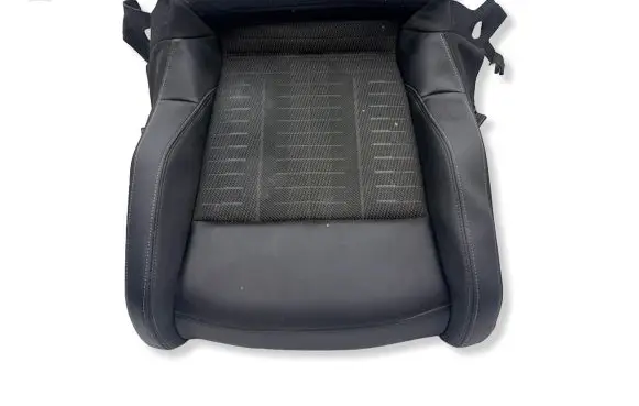 Peugeot 3008 III Front passenger seat console base 