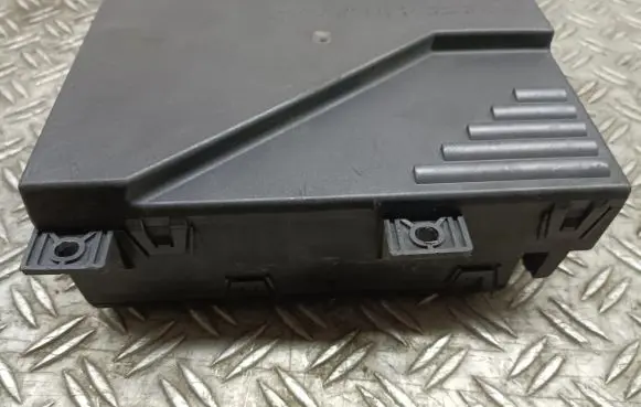 Mercedes-Benz S W221 Fuse module