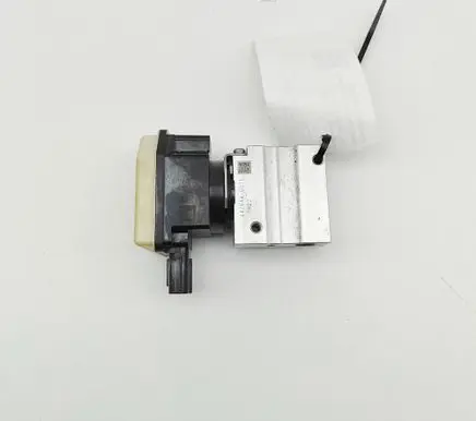 Toyota bZ4X Air conditioning (A/C) expansion valve 4475200770 4475440011
