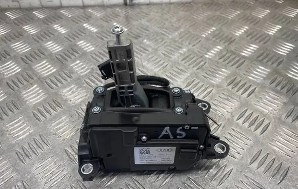 Audi A5 Gear shifter/selector 8W2713041Q