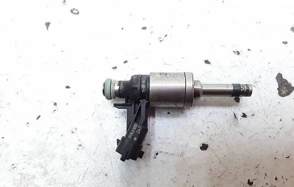 Ford Focus Fuel injector 0261500147 BB5E9F593BA