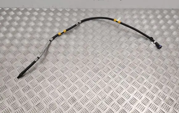 BMW iX Coolant pipe/hose 8498532