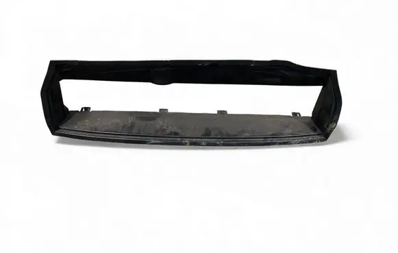 Audi e-tron Intercooler air channel guide 4KE121285F