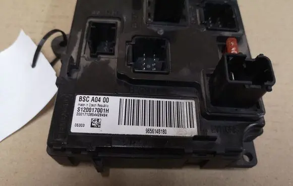 Peugeot 407 Tow bar trailer control unit/module S120017001H BSCA0400 9656148180