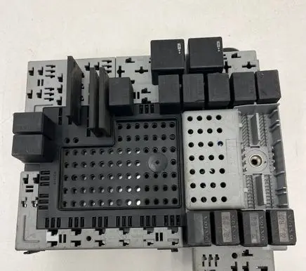 Volvo S80 Fuse module 08688434 000002046479 08678966