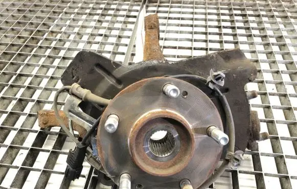 Hyundai Kona I Front wheel hub spindle knuckle