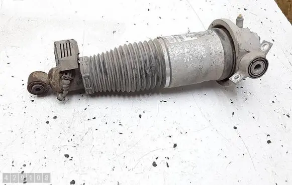 Audi Q7 4L Rear shock absorber/damper