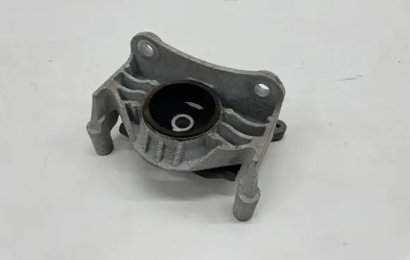 Dacia Spring Engine mount bracket